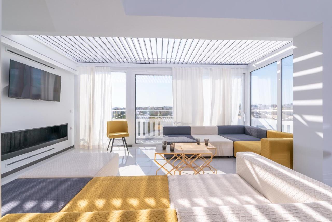 H Experience Spectacular Rooftop Loft *