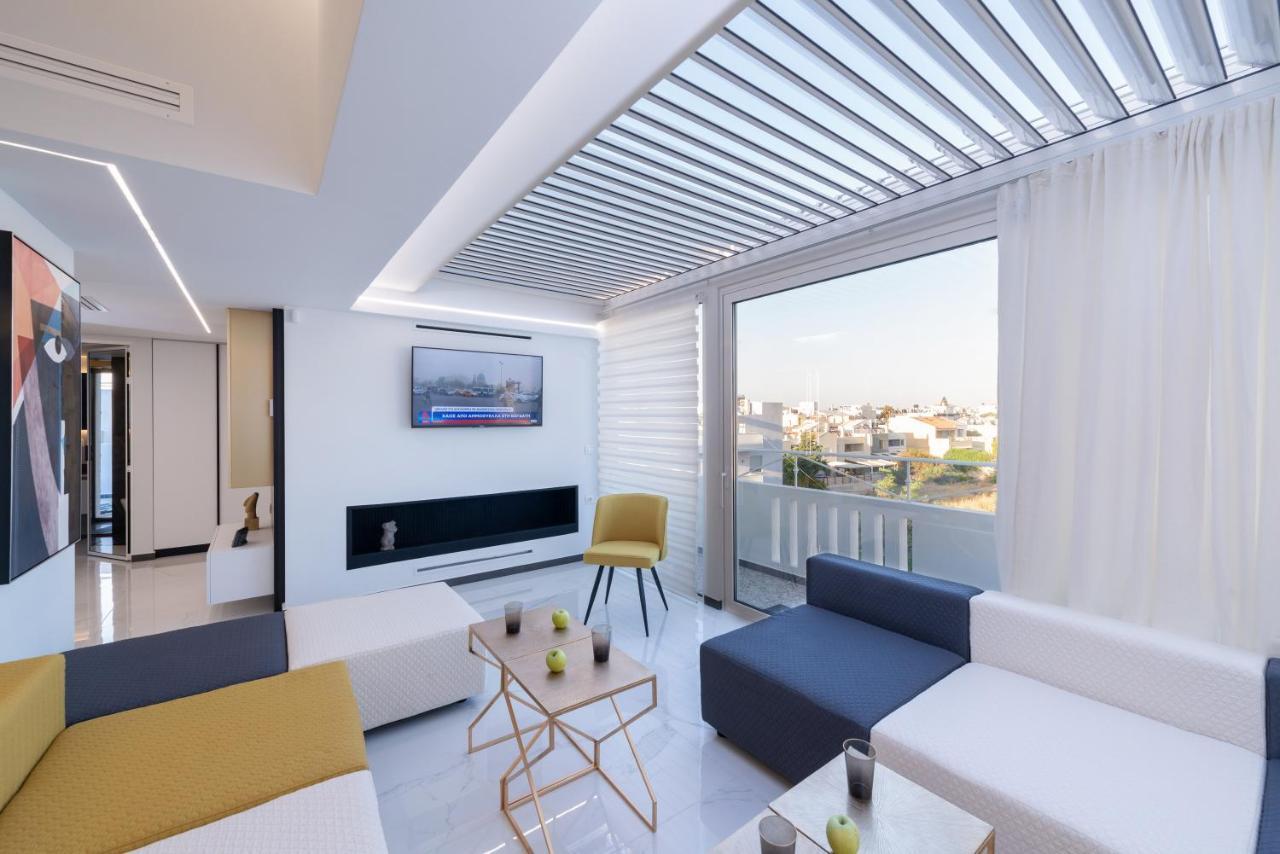 Apartment H Experience Spectacular Rooftop Loft *